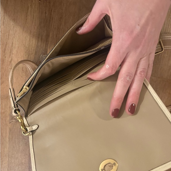 Coach Wallet on Chain/Strap Bag - Picture 8 of 8